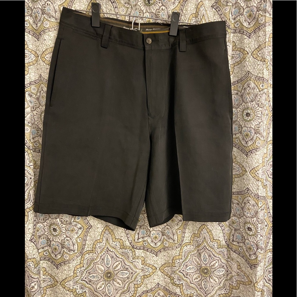Tommy Bahama Men's Shorts (34)